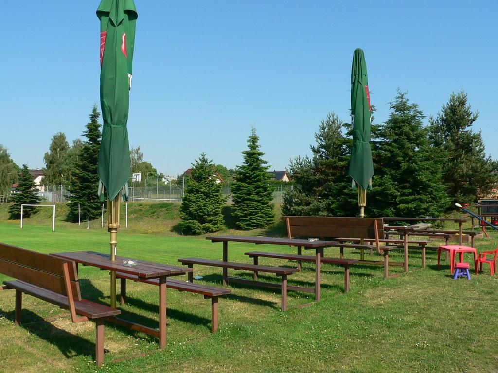 Penzion-Restaurant U Svabku Tachov  Bagian luar foto